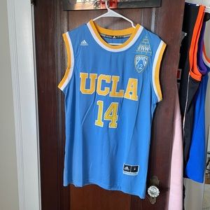 Zach Lavine UCLA jersey